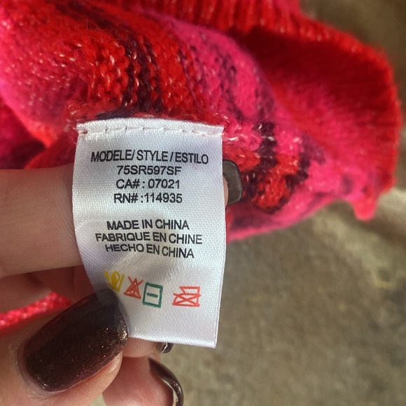 NWT RD Style red pink crew neck sweater NWT striped cozy colorful - Picture 7 of 7